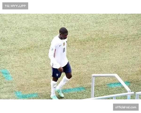 巴黎两次硬刚法国队登贝莱欧预赛受伤风波致函反击官方声明再掀争议