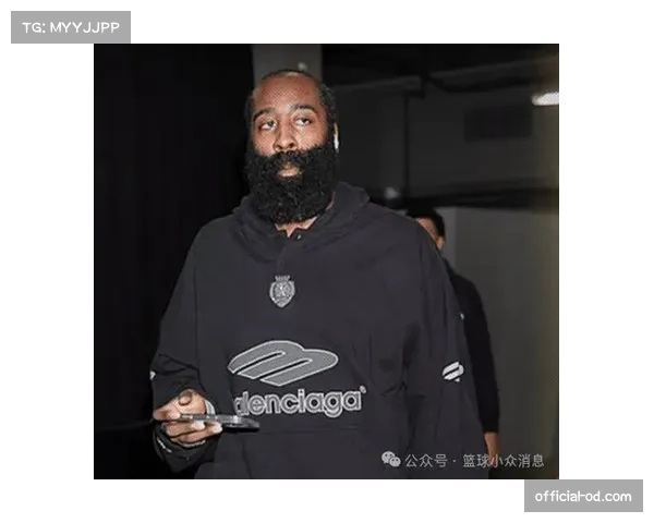 球星哨与去特权化趋势 哈登判罚争议折射尺度变化