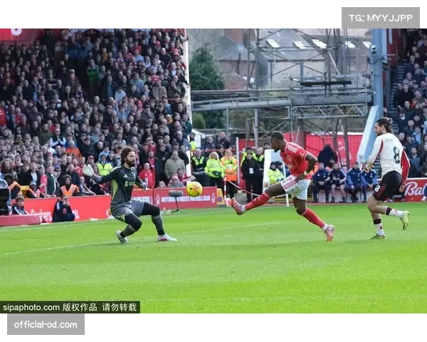 利物浦补时阶段绝杀诺丁汉森林 麦卡利斯特争议进球后终破门